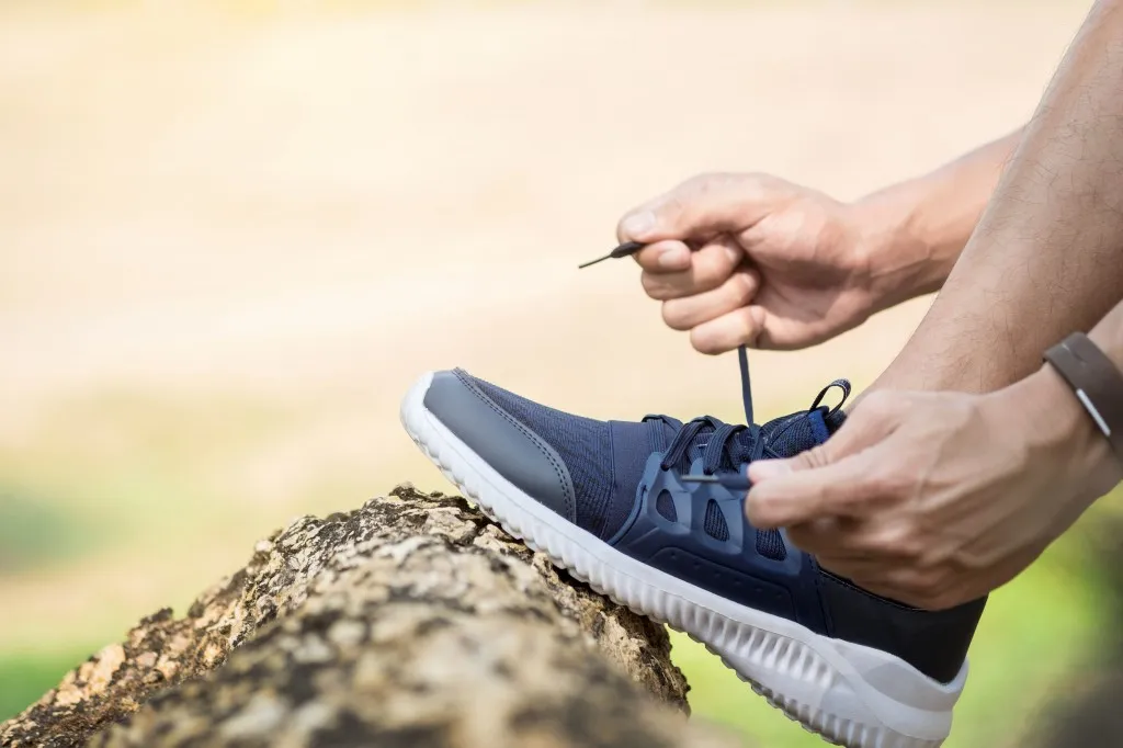 Come lavare le scarpe da ginnastica a mano o in lavatrice