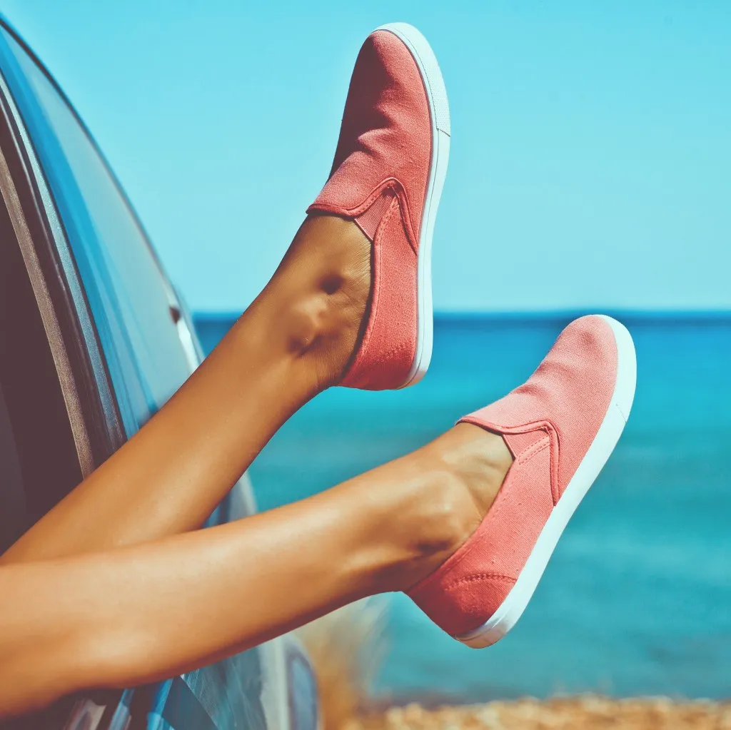 Slip on donna: cosa sono e come indossarle