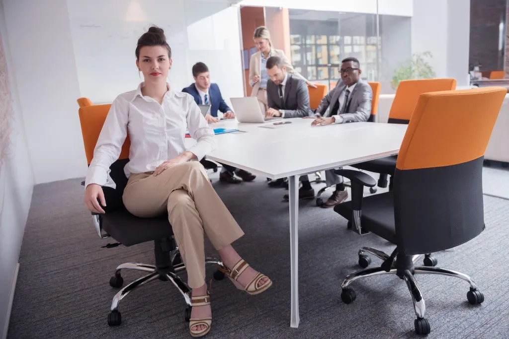 Outfit da lavoro: come scegliere le scarpe da ufficio